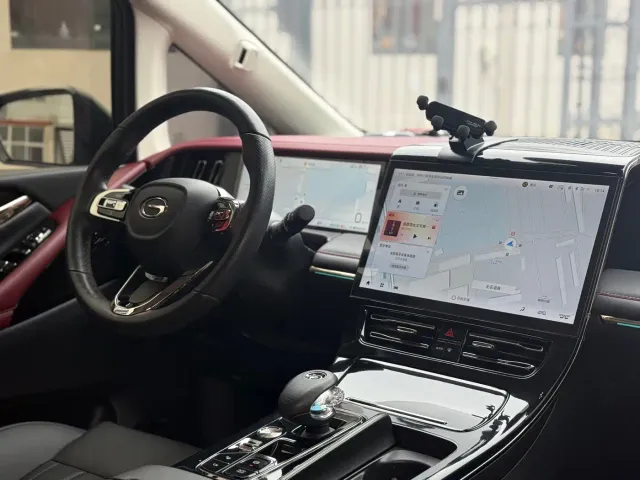 GAC Trumpchi E9 — Фото автомобиля 12