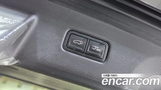 Kia Carnival Generation 4 — Фото автомобиля 23