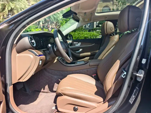 Mercedes-Benz E-Class — Фото автомобиля 9