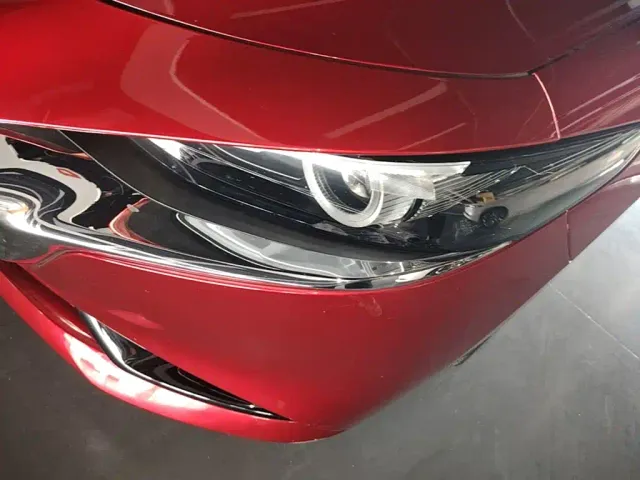 Mazda Axela — Фото автомобиля 23