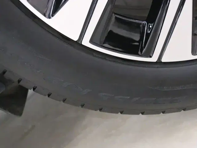 Volvo XC60 — Фото автомобиля 18