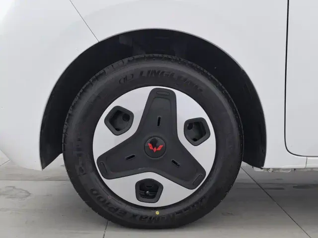 Wuling Zhiguang NEV — Фото автомобиля 17