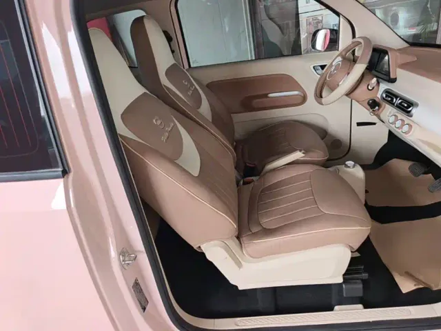 Wuling Hongguang Mini EV — Фото автомобиля 24