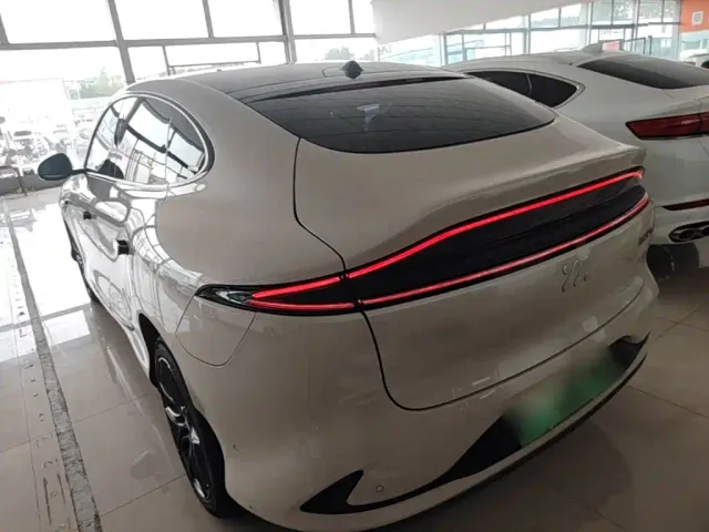 IM Motors LS6 — Фото автомобиля 4