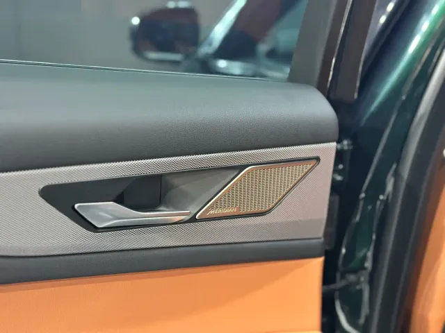 Jaguar XEL — Фото автомобиля 18