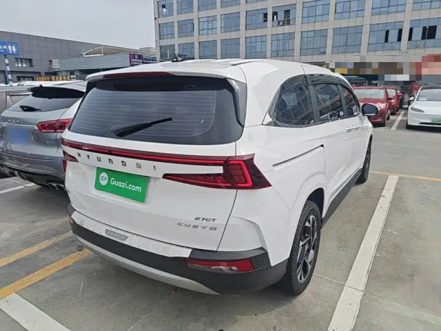 Hyundai Custo — Фото автомобиля 6