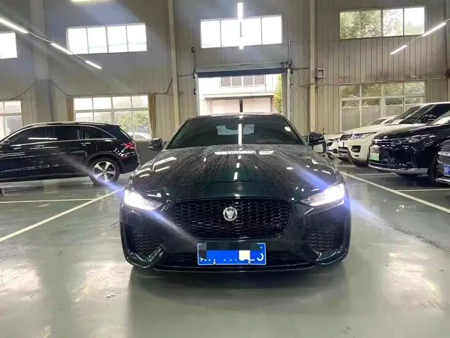 Jaguar XEL — Фото автомобиля 2