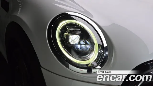 Mini Cooper Cooper 5 дверей Classic — Фото автомобиля 21