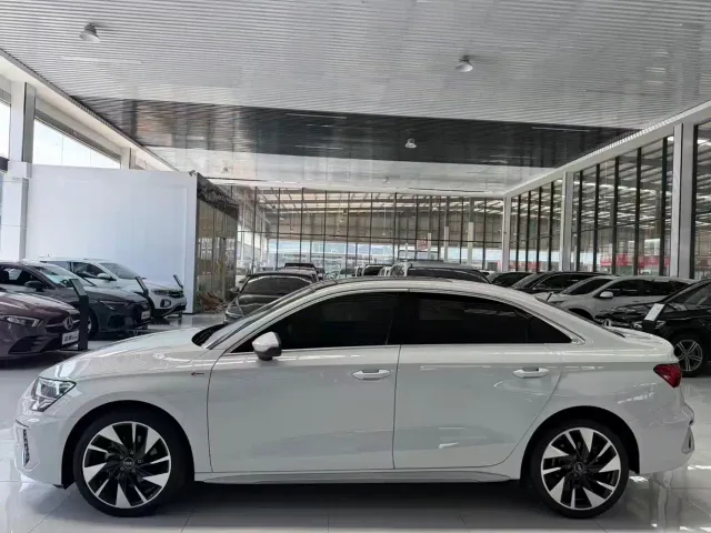 Audi A3 — Фото автомобиля 3