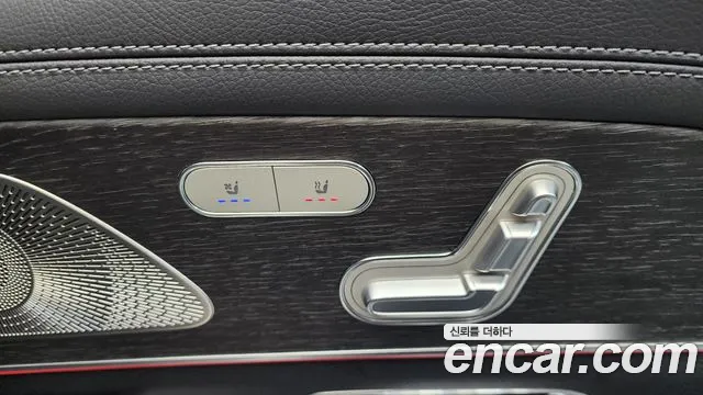 Mercedes-Benz GLS-Class — Фото автомобиля 16