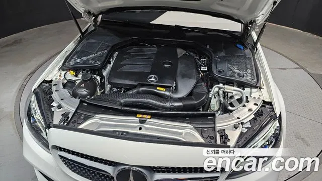 Mercedes-Benz C-Class — Фото автомобиля 6