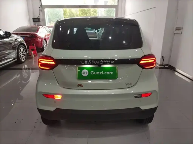 Leapmotor T03 — Фото автомобиля 5