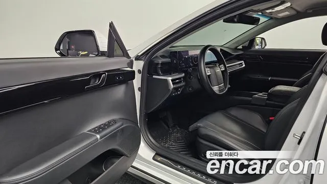 Hyundai Grandeur GN7 — Фото автомобиля 15