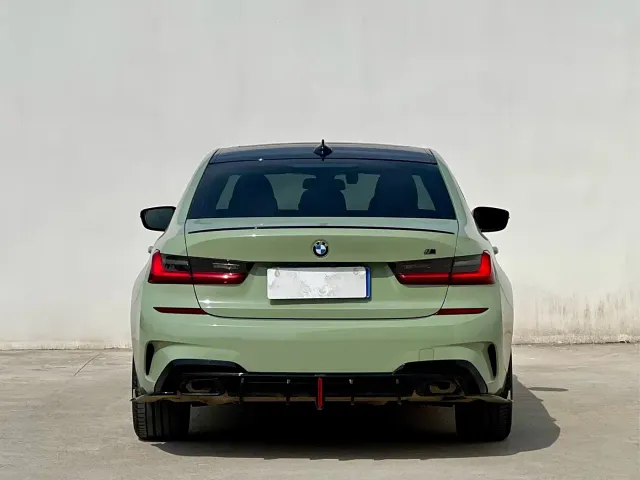 BMW 3 Series — Фото автомобиля 4