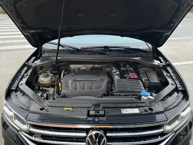 Volkswagen Tiguan L — Фото автомобиля 3