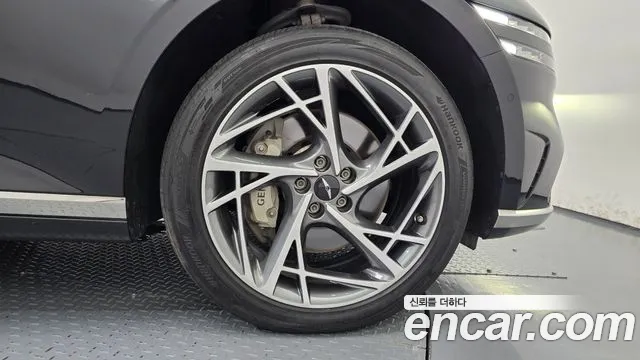 Genesis G90 Бензин 3.5 турбо AWD — Фото автомобиля 21