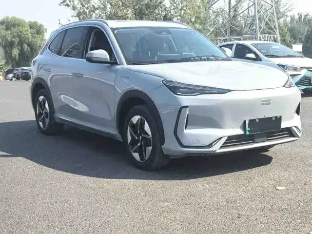Geely Galaxy E5 — Фото автомобиля 3