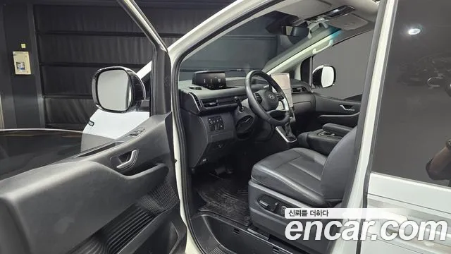 Hyundai Staria Staria Tourer 11 мест — Фото автомобиля 10