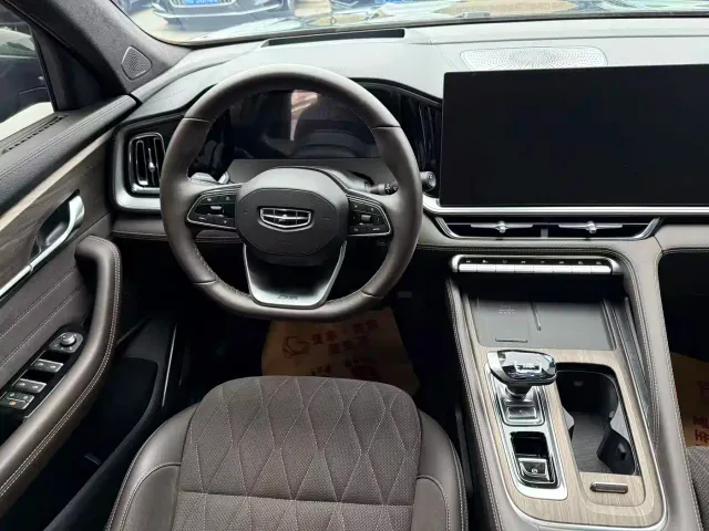 Geely Xingyue L — Фото автомобиля 5