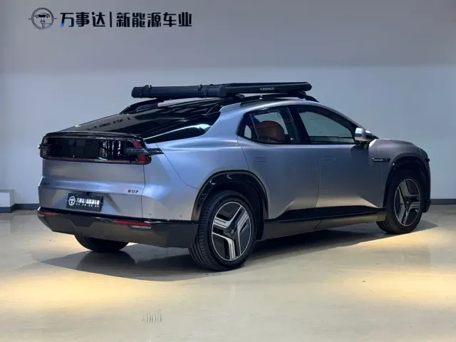 Changan Qiyuan E07 — Фото автомобиля 5