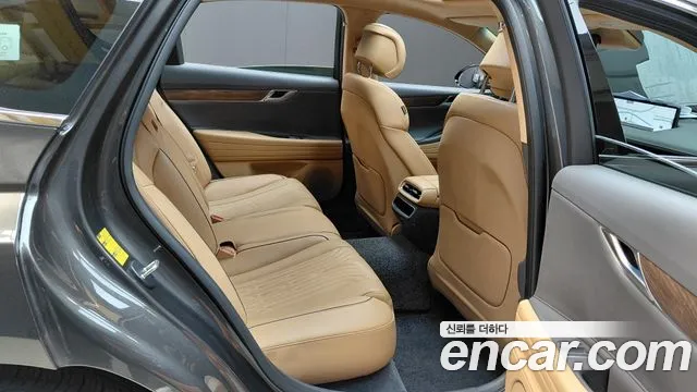 Genesis G80 Бензин 2.5 турбо AWD — Фото автомобиля 11