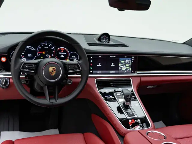 Porsche Panamera — Фото автомобиля 14