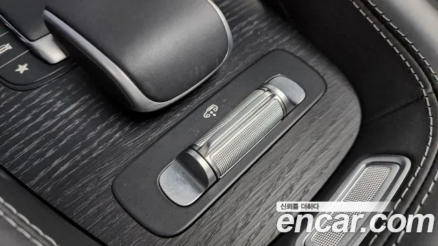Mercedes-Benz GLS-Class — Фото автомобиля 27