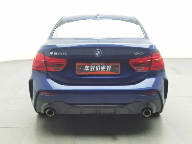 BMW 1 Series — Фото автомобиля 4