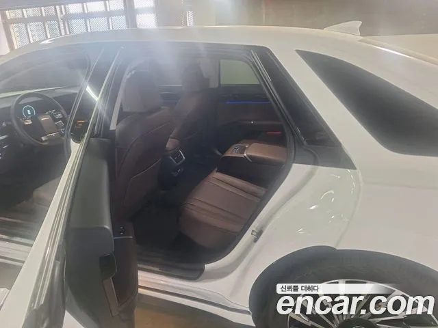 Hyundai Grandeur GN7 — Фото автомобиля 7