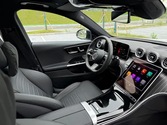 Mercedes-Benz C-Class — Фото автомобиля 15
