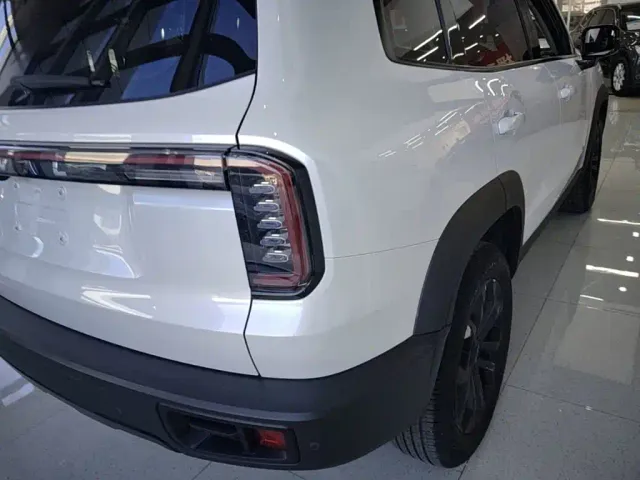 Haval Big Dog — Фото автомобиля 7