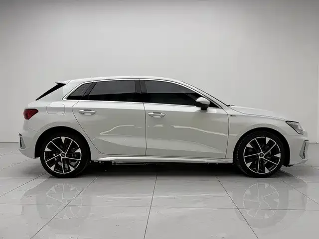 Audi A3 — Фото автомобиля 4