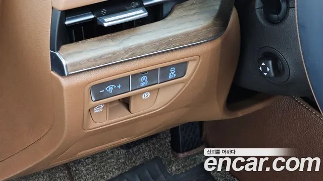 Genesis G80 Бензин 2.5 турбо AWD — Фото автомобиля 24