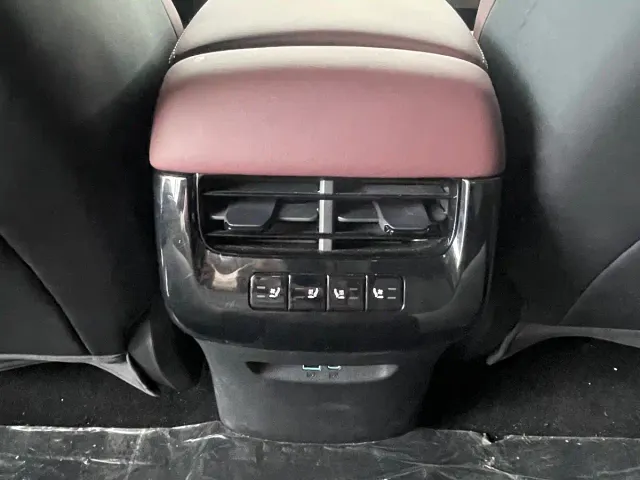 BYD Seal 07 DM-i — Фото автомобиля 11