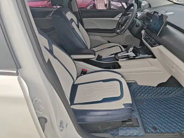 BYD Yuan Pro — Фото автомобиля 24