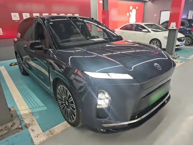 Nio ES8 — Фото автомобиля 3