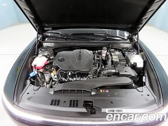 Hyundai Grandeur Grandeur (GN7) 2.5 Бензин 2WD — Фото автомобиля 6