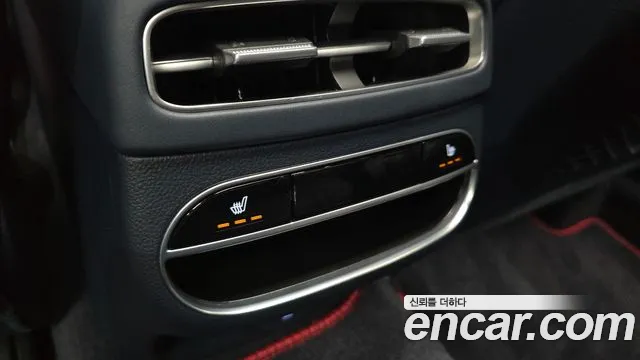 Genesis GV70 2.5T Бензин 2WD — Фото автомобиля 17