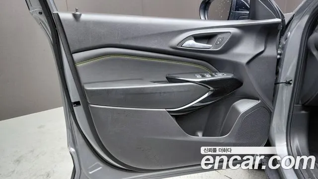ChevroletGMDaewoo Trax Trax Кроссовер — Фото автомобиля 24