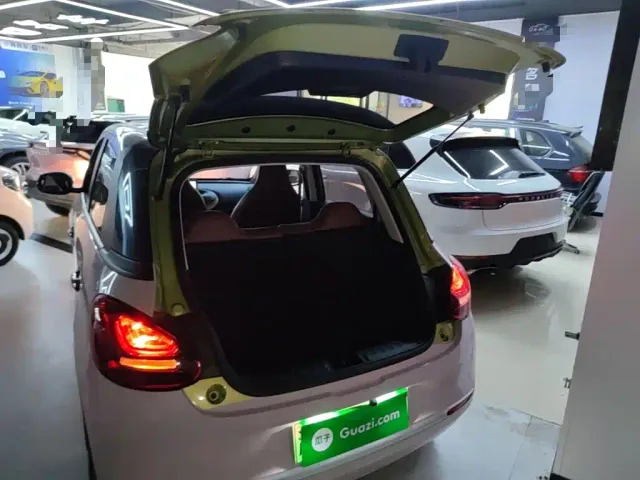 Wuling Bingo — Фото автомобиля 14