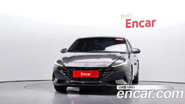 Hyundai AVANTE Inspiration — Фото автомобиля 3