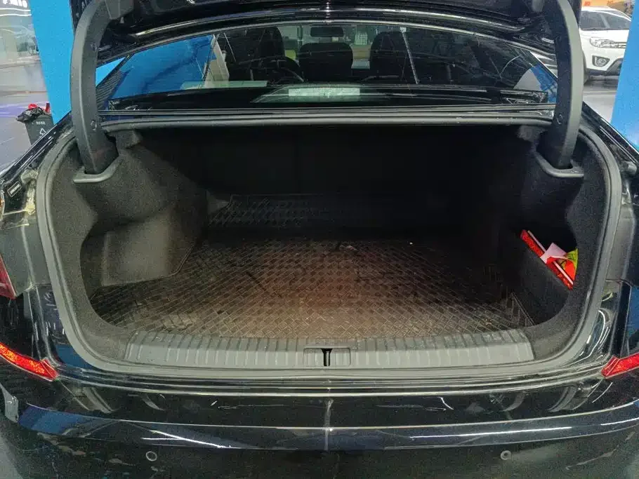 Volkswagen Passat 2024 280TSI Business Edition — Фото автомобиля 4