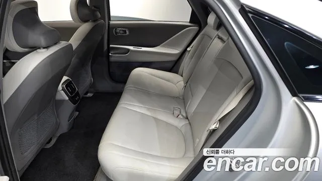 Hyundai Ioniq6 — Фото автомобиля 11