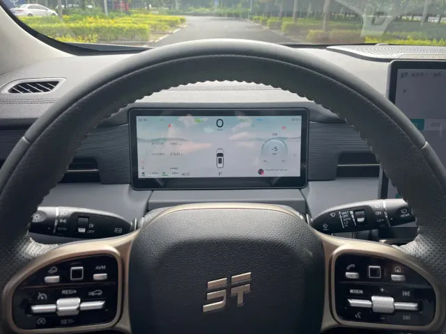 Jetour Shanhai L9 — Фото автомобиля 15