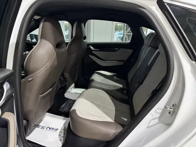 BYD Qin PLUS — Фото автомобиля 4