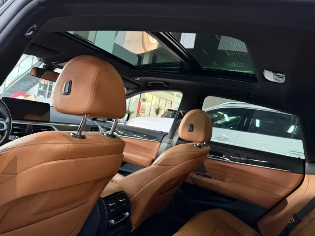 BMW 6 Series Gran Turismo — Фото автомобиля 8