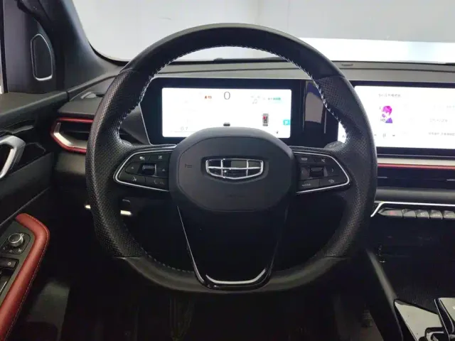 Geely Binyue — Фото автомобиля 15