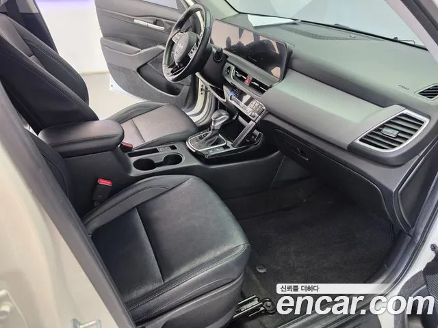 Kia Seltos New — Фото автомобиля 12
