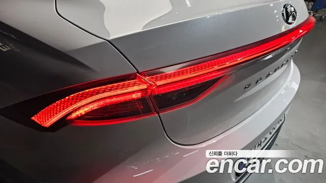 Hyundai Grandeur — Фото автомобиля 22