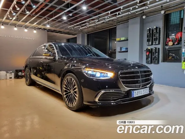 Фотография автомобиля — Mercedes-Benz S-Class W223